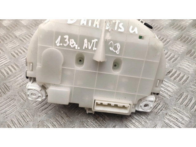 Панель приборов 83800B1101 Daihatsu Sirion