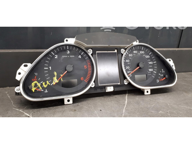 Панель приборов 4f0920980m   Audi A6 S6 C4 4A       