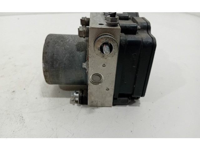 Блок АБС 2265106508, 0265956084 Skoda Fabia Mk3 (NJ) 2015 - 2021 года