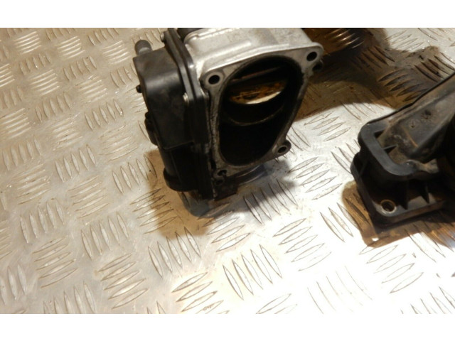 Дроссельная заслонка