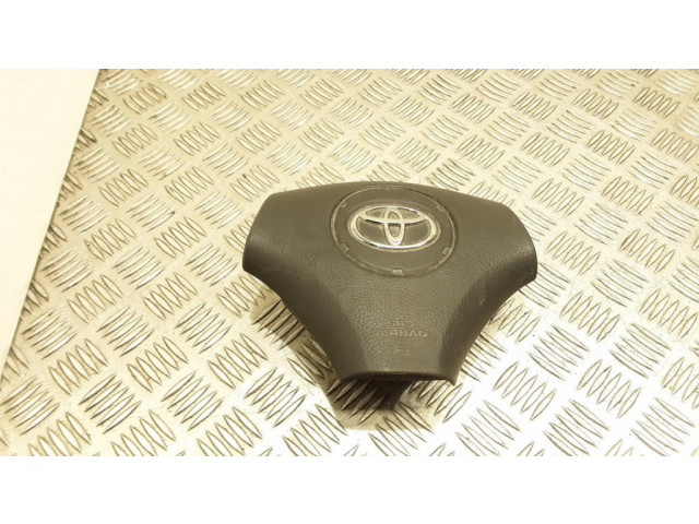 Подушка безопасности водителя 8420503, 014150802CHL Toyota Corolla Verso E121