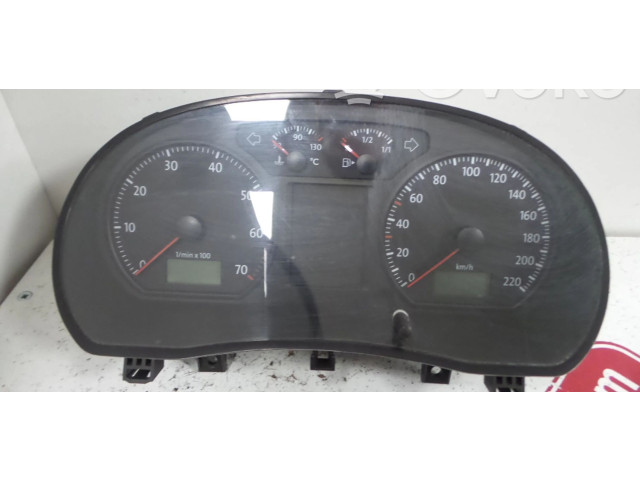 Панель приборов 6Q0920823   Volkswagen Polo       