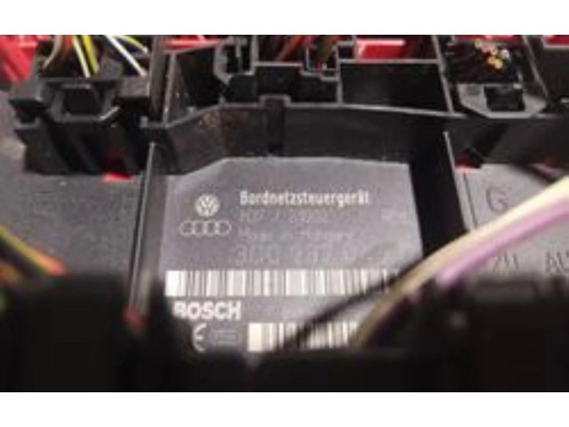 Блок предохранителей Volkswagen Caddy