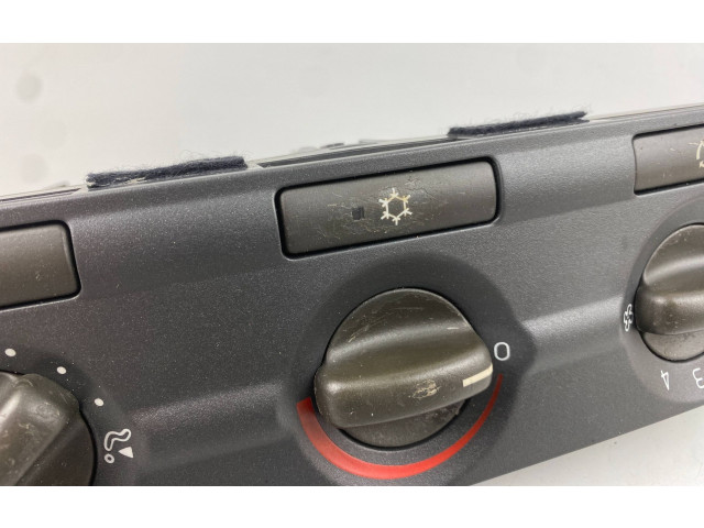 Блок управления климат-контролем 30804633 Volvo S40, V40