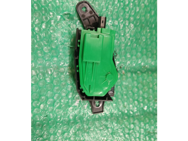 Zámek zadních dveří Hyundai Santa Fe 2018