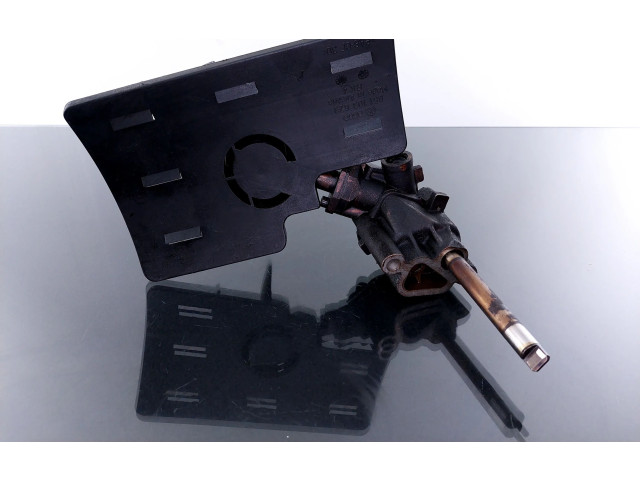 Масляный насос   026115153, 051103623  Volkswagen Golf III 