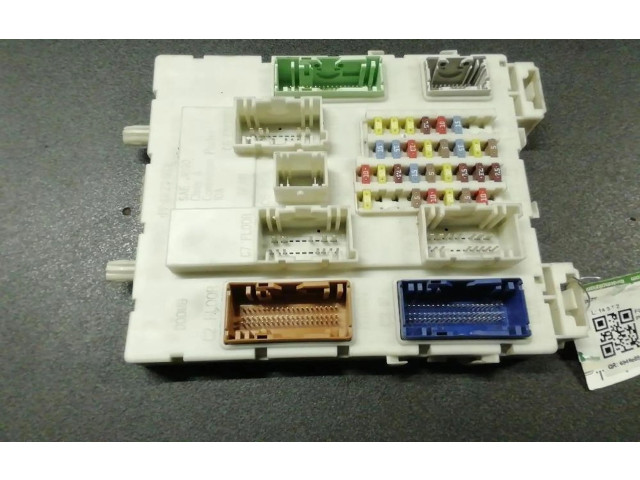 Pojistková skříňka Ford C-MAX II 2011