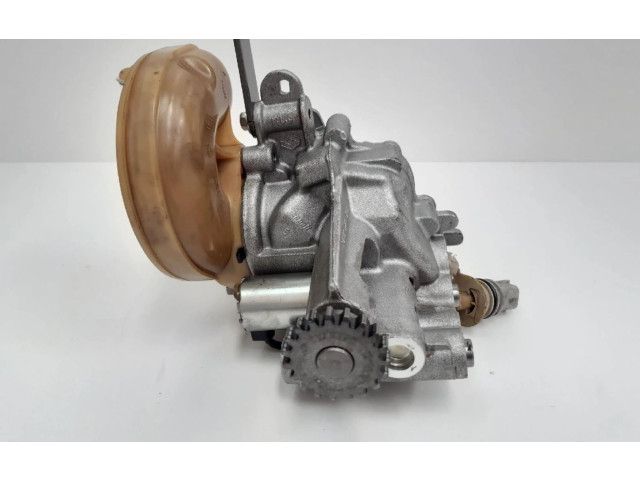 Масляный насос   150109221R  Renault Clio III 