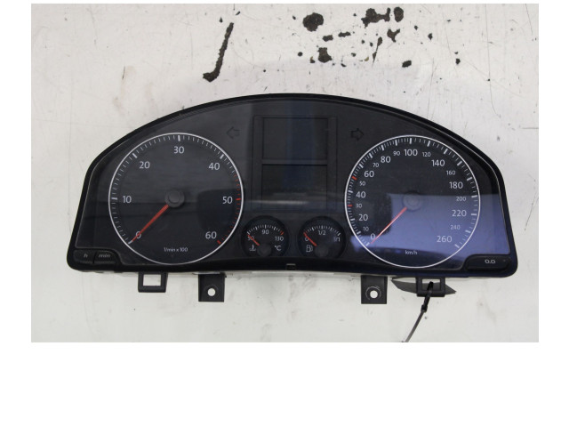 Панель приборов Volkswagen Golf Plus