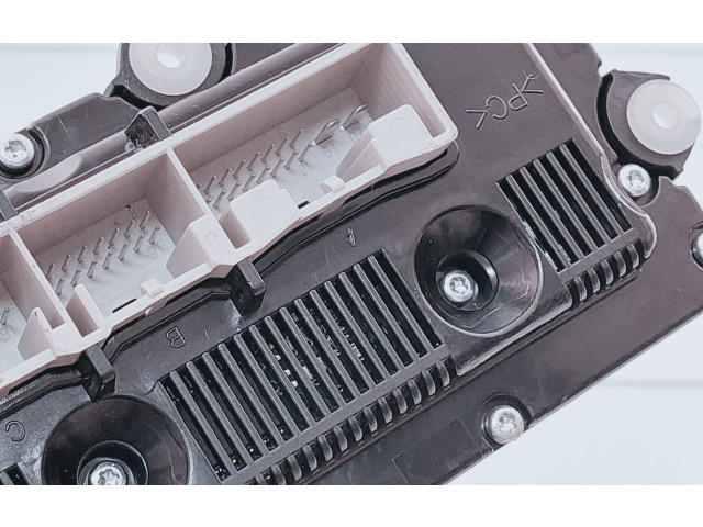 Блок управления климат-контролем TC2LL9505014, 74677581   Volkswagen PASSAT B6