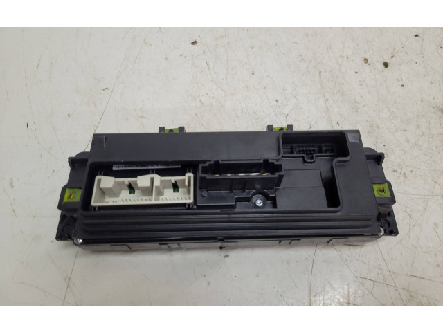 Блок управления климат-контролем 5HB01025987   Volkswagen Transporter  Caravelle T5