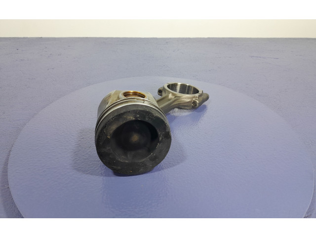 Píst Volkswagen PASSAT CC