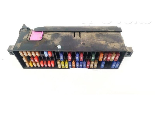 Блок предохранителей Skoda Fabia Mk2 (5J)