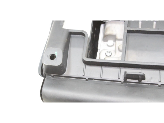 Дисплей       Peugeot 2008 I