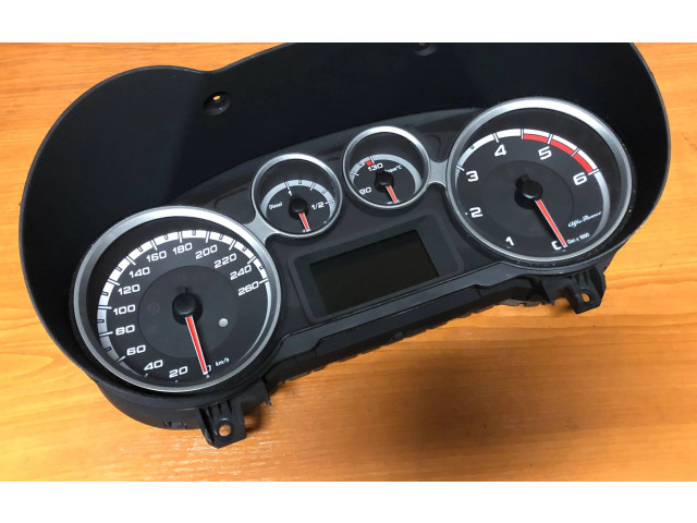 Přístrojová deska  Alfa Romeo Mito 2013 A2C53352557, 50516439  