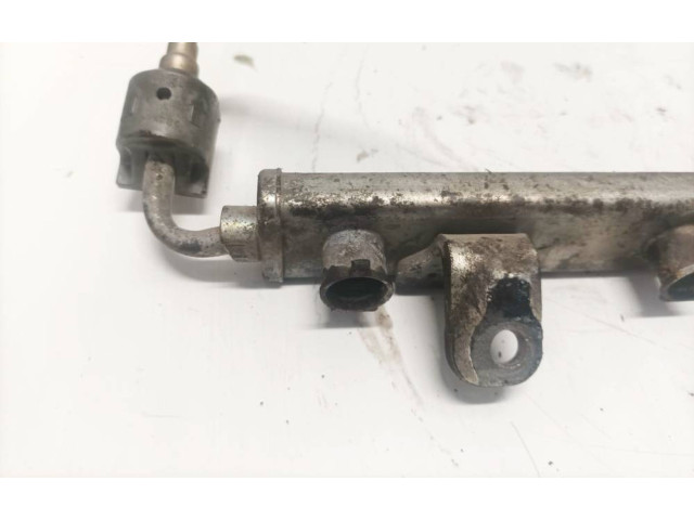 Vstřikovací lišta Nissan X-Trail T31