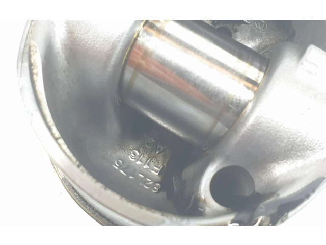 Поршень с шатуном 31460046, 31460046 Volvo XC90