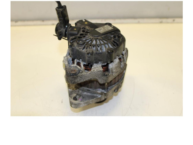 Генератор 37300-2B700   Hyundai ix20      