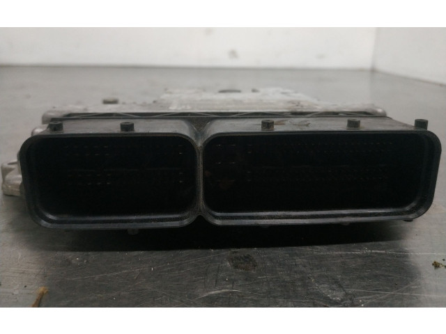 Блок управления двигателя