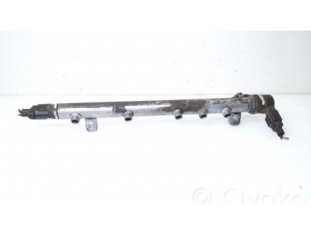 Топливная рампа A6400702095 Mercedes-Benz A W169 2.0