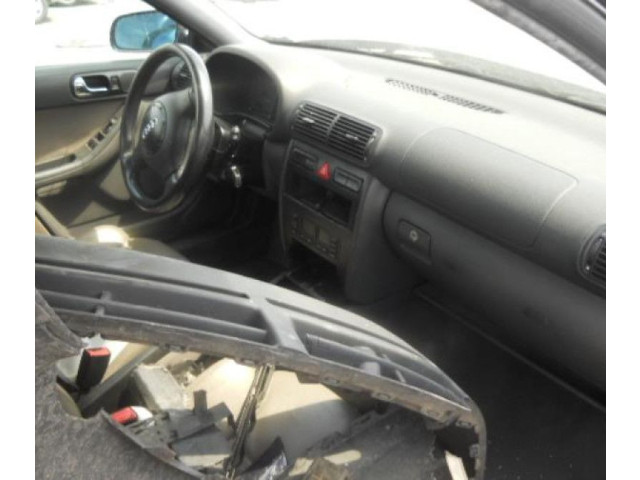 Зеркало электрическое        Audi A3 S3 8L  1996 - 2003 года   