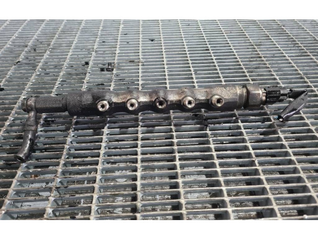 Топливная рампа Subaru Forester SH для двигателя EE20