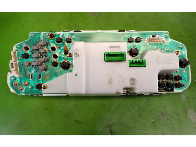 Přístrojová deska Honda Shuttle 1999