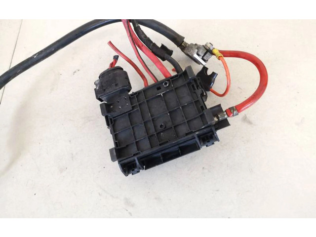 Блок предохранителей Volkswagen Golf IV