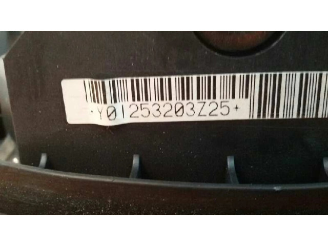 Подушка безопасности водителя Y01253203Z25   Mitsubishi Space Star