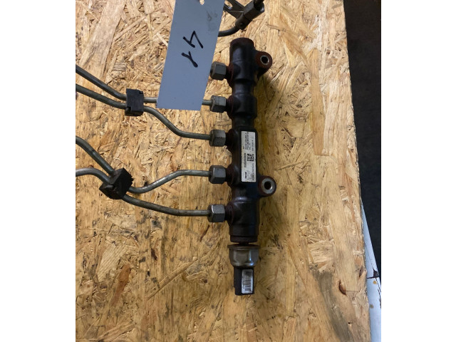 Vstřikovací lišta 9654592680, 9654590 Ford Focus C-MAX