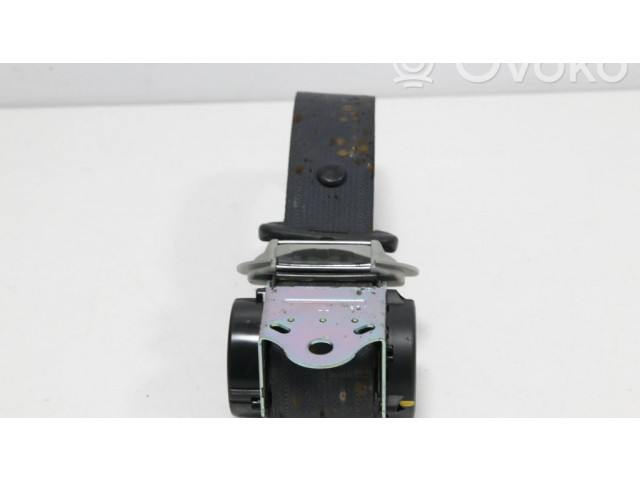 Задний ремень безопасности