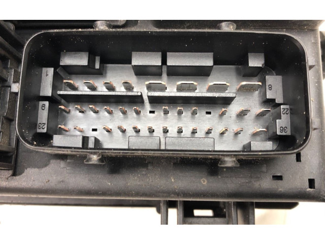 Блок предохранителей 51775622 Fiat Grande Punto