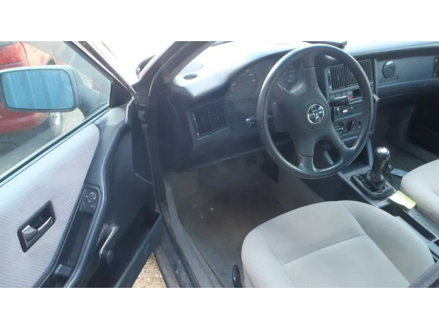 Zámek zadních dveří 4DBAGKLAP Audi Cabriolet B3 8G 1992