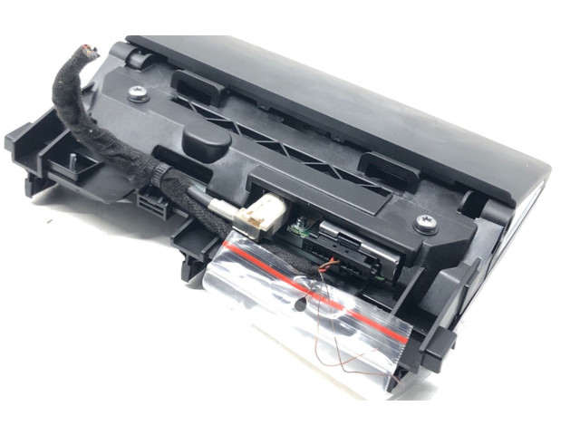 Дисплей Audi Q3 8U