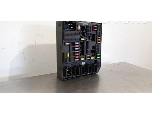 Блок предохранителей 284B62342R   Renault Scenic III -  Grand scenic III    