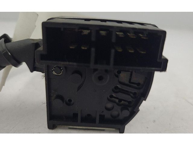 Ручка стеклоочистителей 7700803541 Renault Clio I