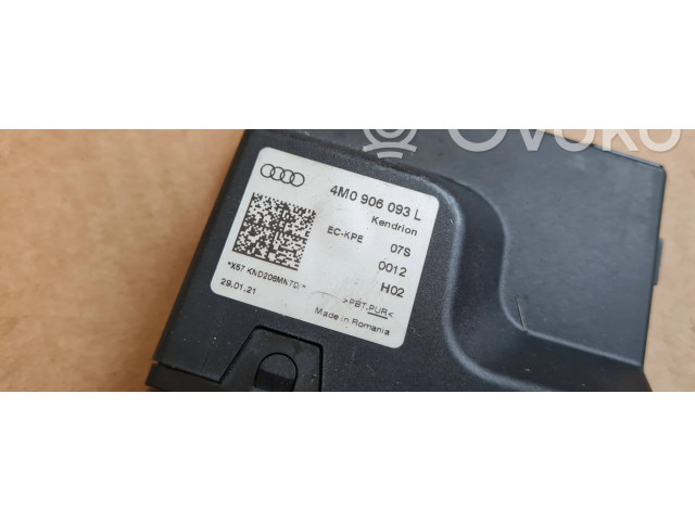 Блок управления 4M0906093L Audi S5 F5