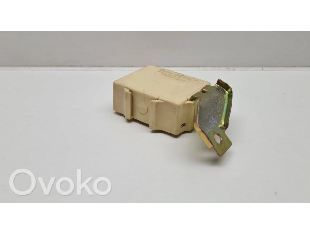 Блок управления 88013SA012   Subaru Forester SF