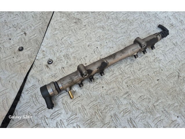 Топливная рампа 0281002952, 0445215023 Volvo XC90