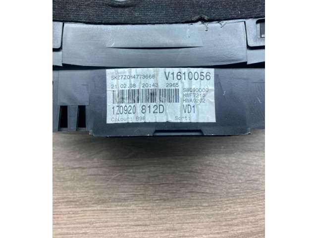Панель приборов 1Z0920812D, V1610056   Skoda Octavia Mk2 (1Z)       