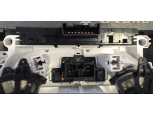 Блок управления климат-контролем Daihatsu Sirion