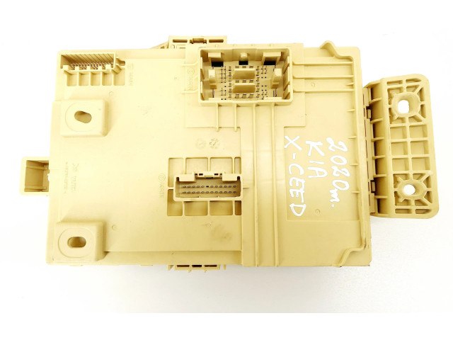 Блок предохранителей 91953J7750   KIA Xceed    