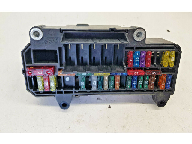 Pojistková skříňka 61136900583, nr2084 BMW 7 E65 E66 2002