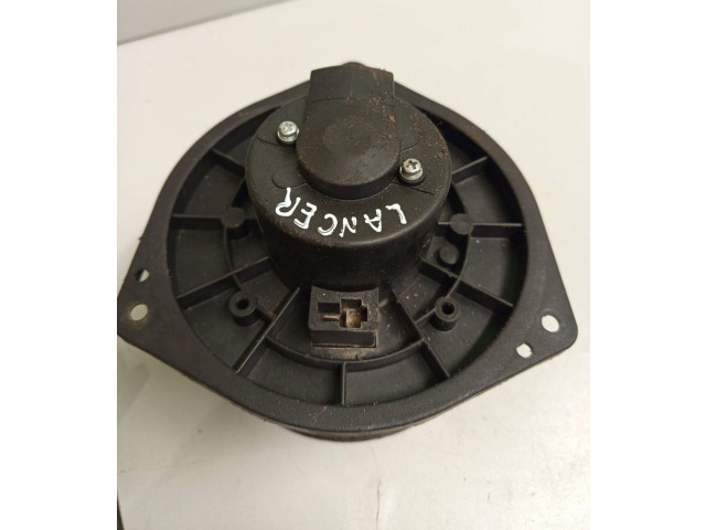 Вентилятор печки Mitsubishi Lancer