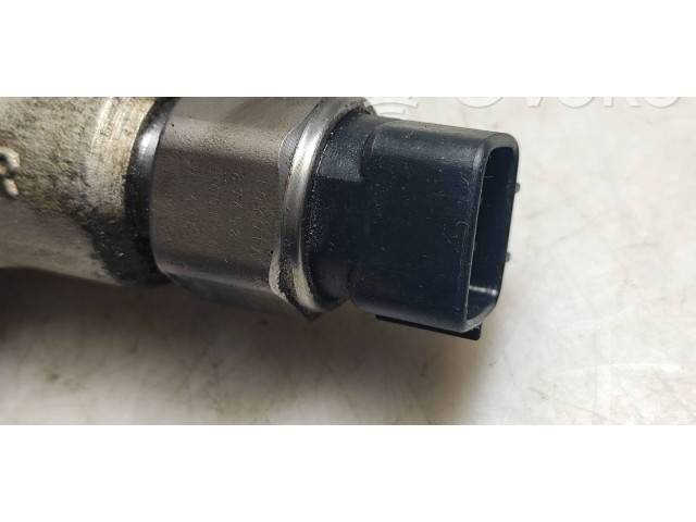 Топливная рампа 8945860010, 07J26 Lexus IS 220D-250-350