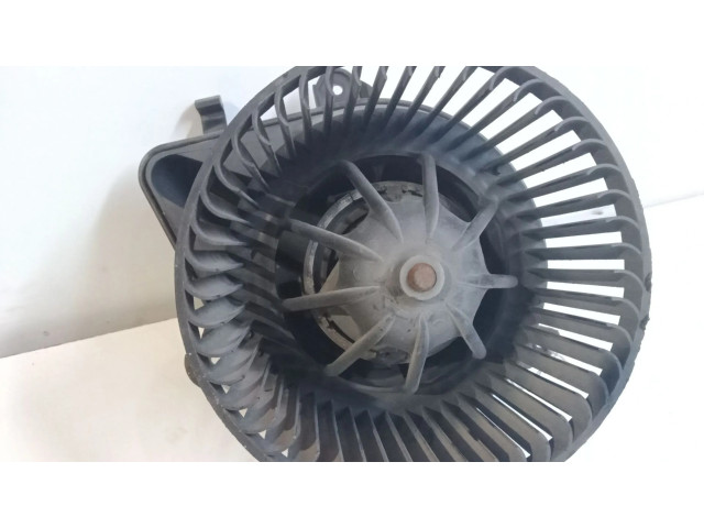 Вентилятор печки Citroen Berlingo