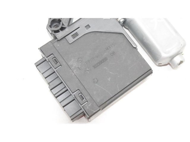 Генератор 31674758   Volvo XC40      