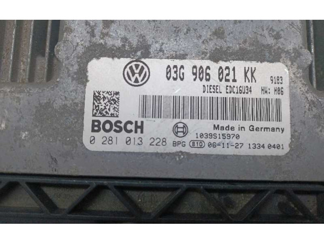 Блок управления двигателем Блок управления 03G906021KK, 0281013228 Volkswagen Jetta V