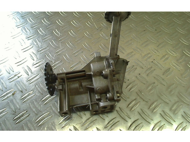 Масляный насос K9K-714 8200307174, 8200307174 Renault Kangoo I