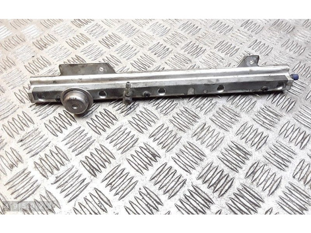 Топливная рампа 9186836 Volvo S80